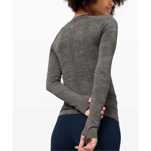 Lululemon Swiftly Tech Long Sleeve 2.0 * Variegated
Mesh Camo Size 6 - Picture 2 of 8